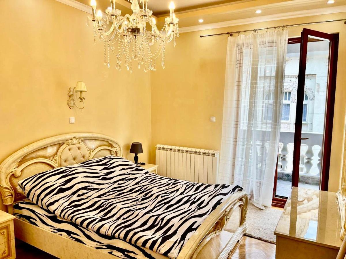 Appartamento Belgrade Heart Of A Historical Center Esterno foto