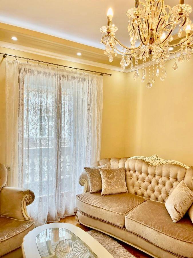 Appartamento Belgrade Heart Of A Historical Center Esterno foto