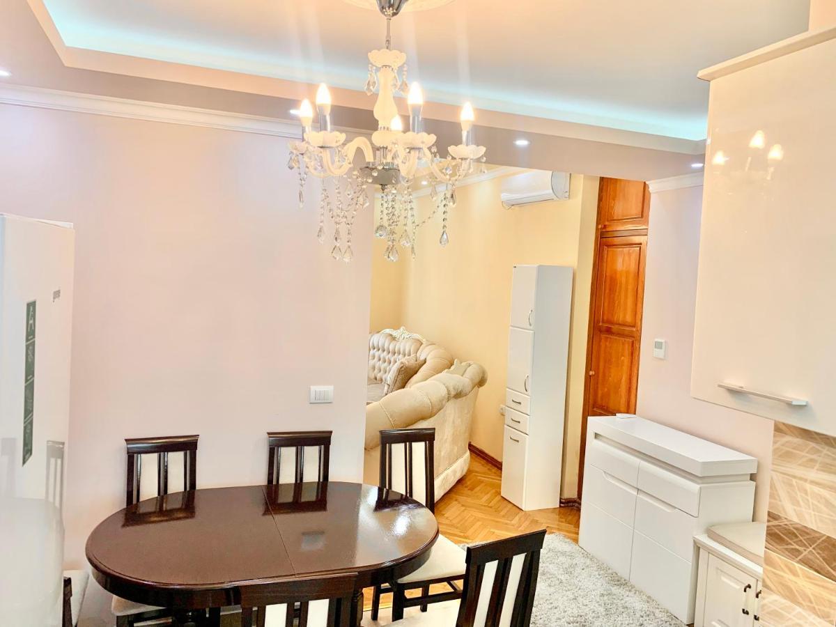 Appartamento Belgrade Heart Of A Historical Center Esterno foto